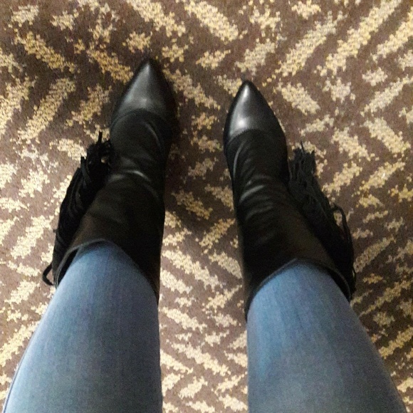 Meet your Posher, Tyisha - Picture 1 of 1